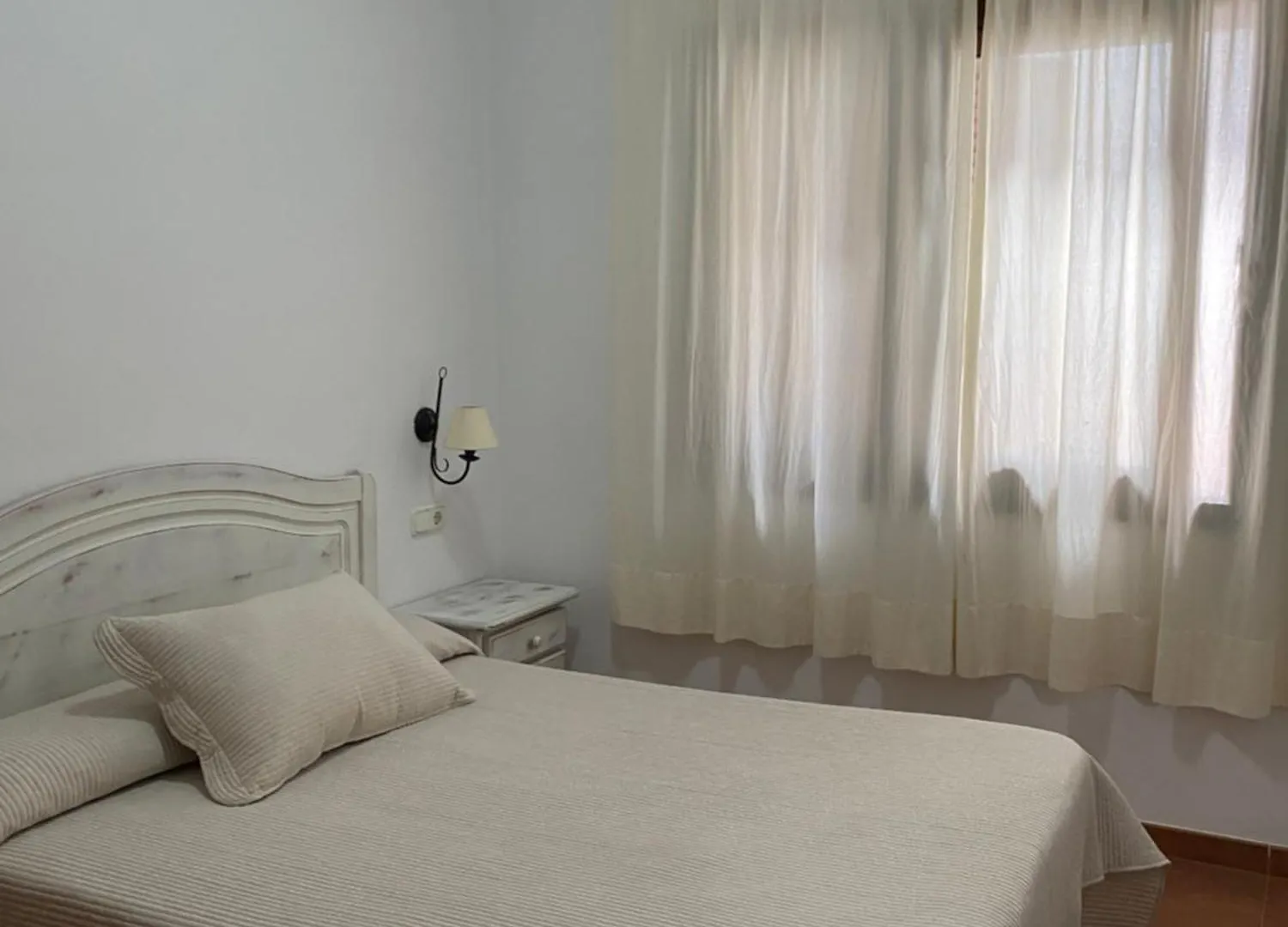 Apartamentos Llorca Platja de l’Almadrava 2*,  Spanyolország