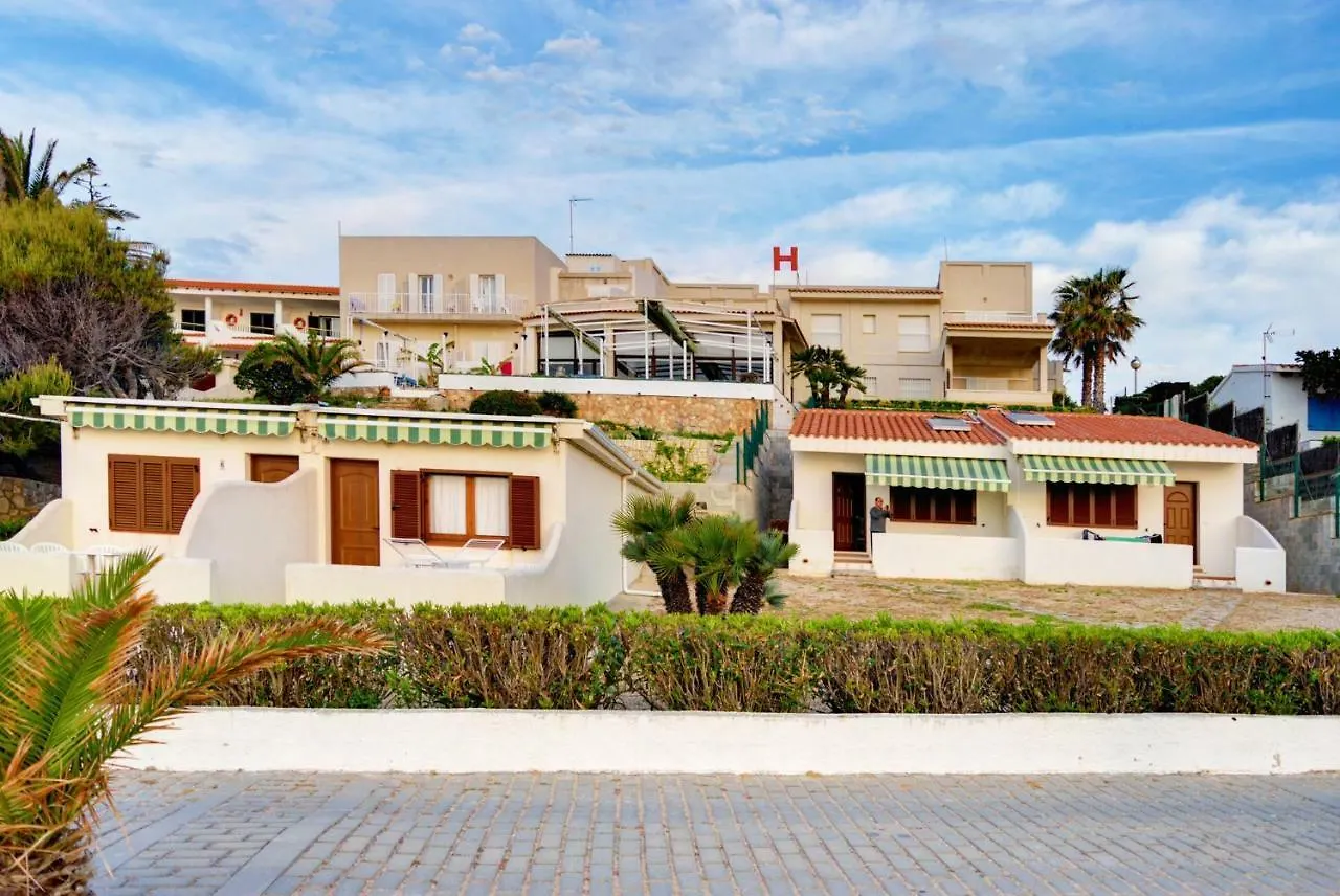 Szálloda Apartamentos Llorca Platja de l’Almadrava